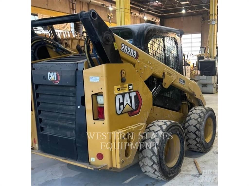 CAT 262D3 Šmykom riadené nakladače