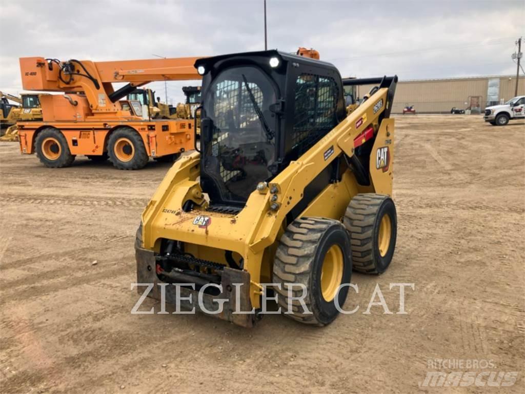 CAT 262D3 Šmykom riadené nakladače