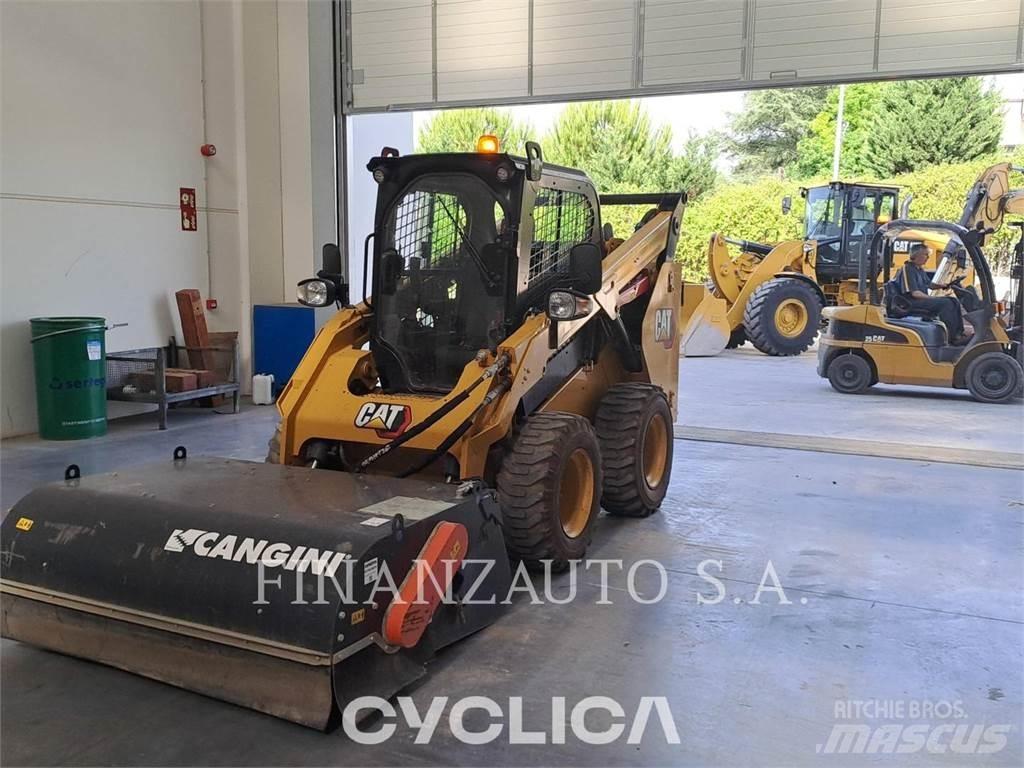 CAT 262D3 Šmykom riadené nakladače