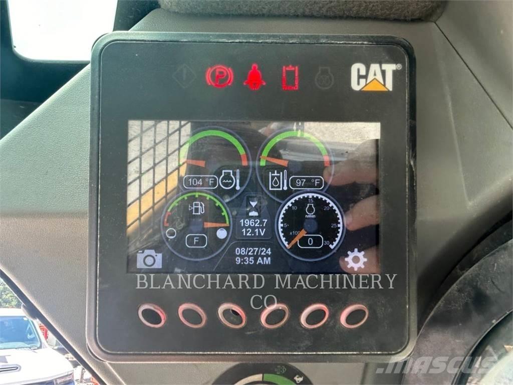 CAT 262D3 Šmykom riadené nakladače