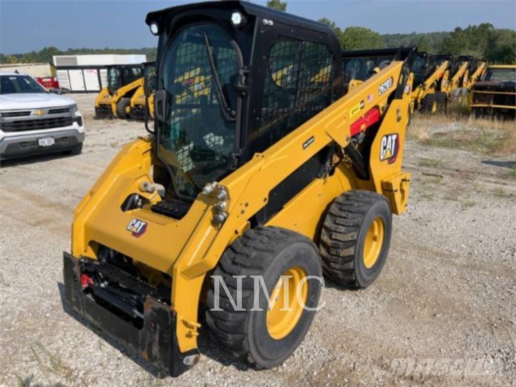 CAT 262D3 Šmykom riadené nakladače