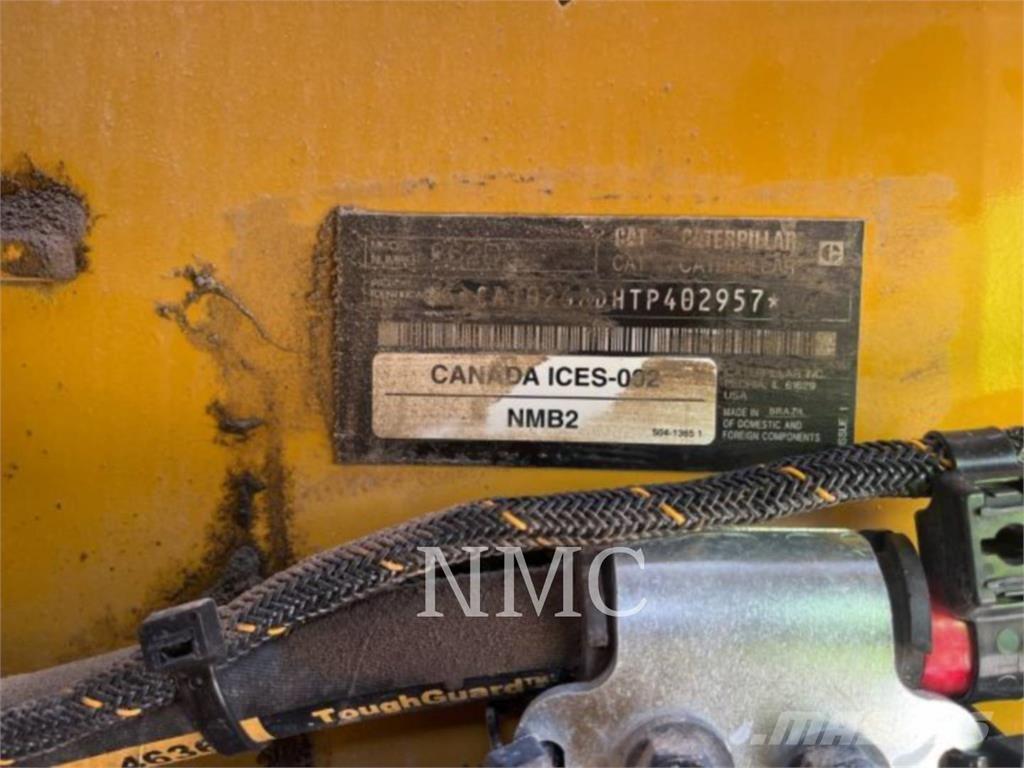 CAT 262D3 Šmykom riadené nakladače
