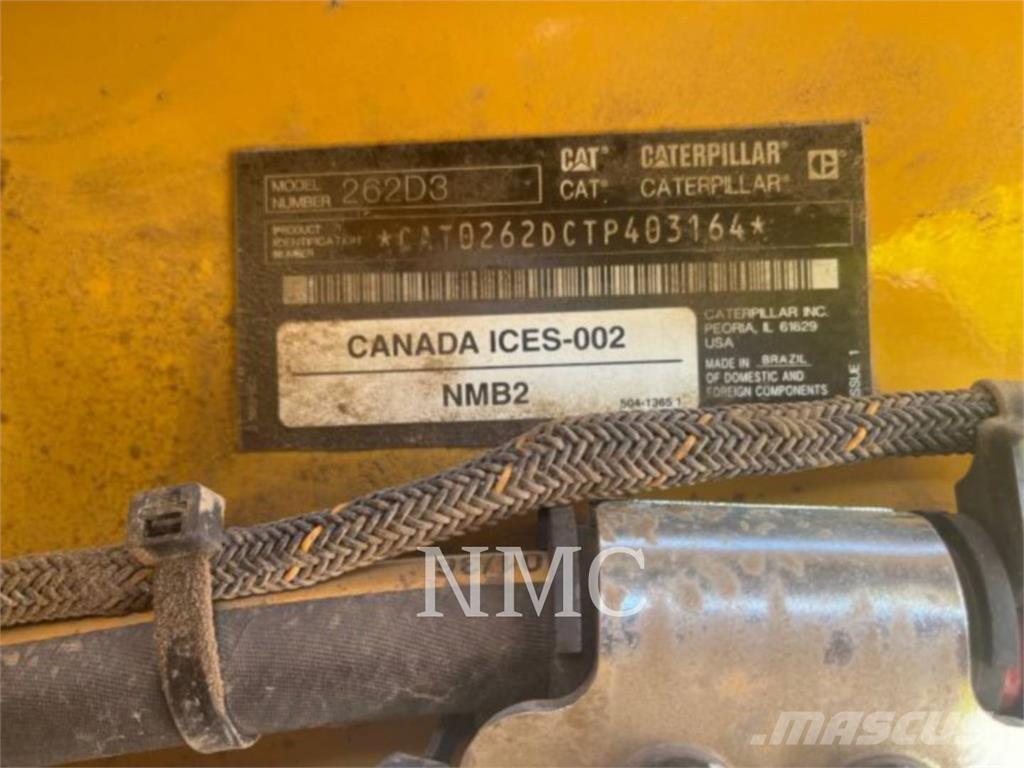 CAT 262D3 Šmykom riadené nakladače