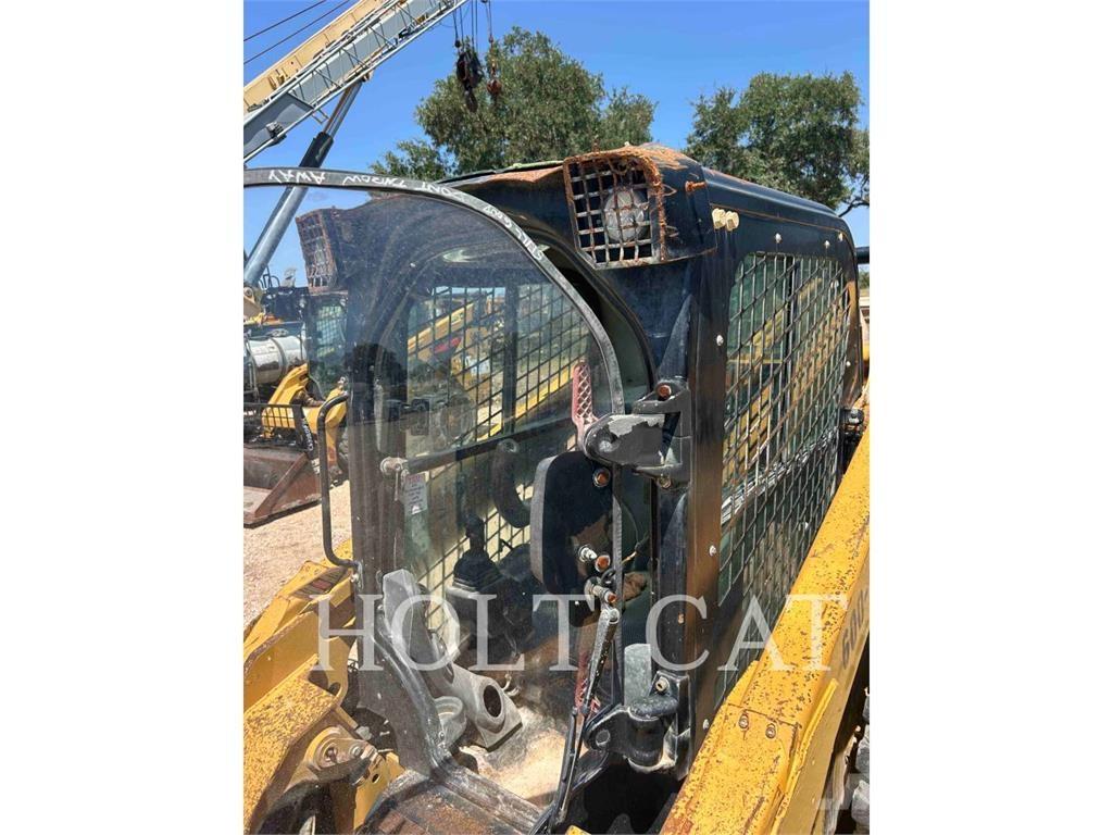 CAT 262D3 Šmykom riadené nakladače