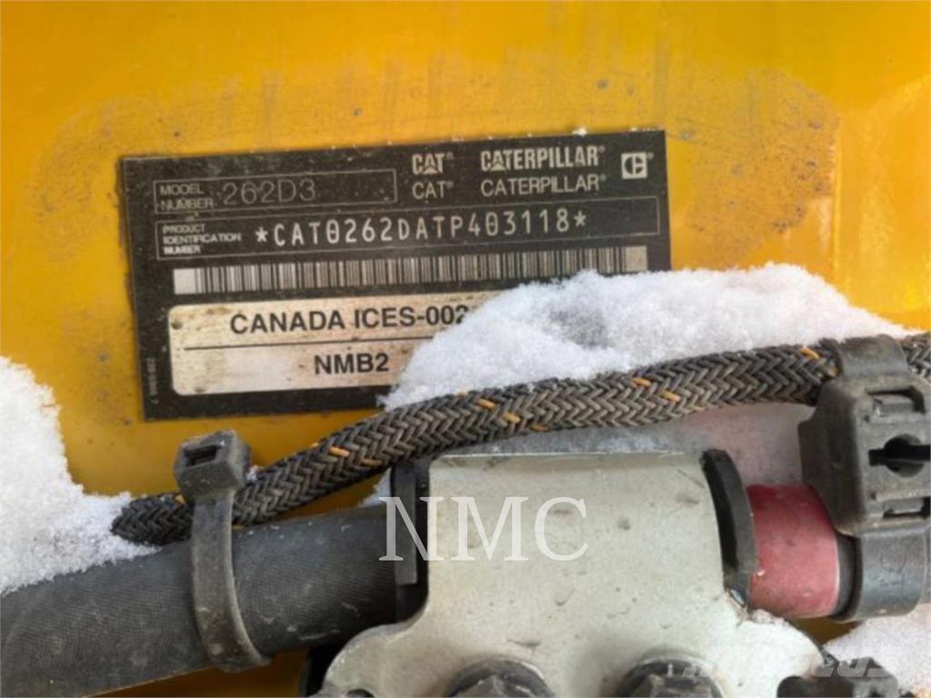CAT 262D3 Šmykom riadené nakladače