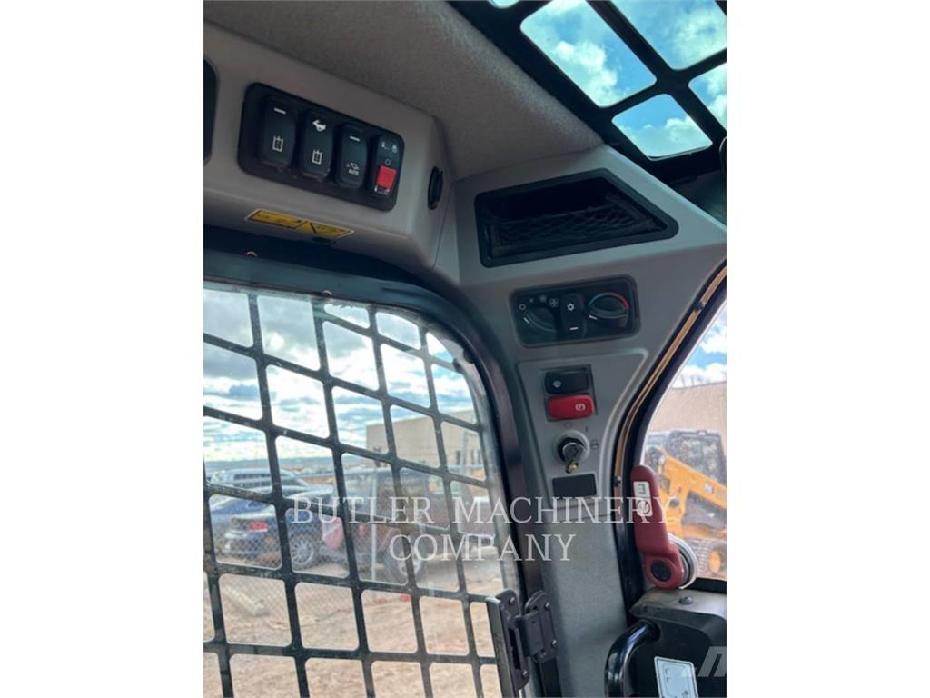 CAT 262D3 C3H3 Šmykom riadené nakladače