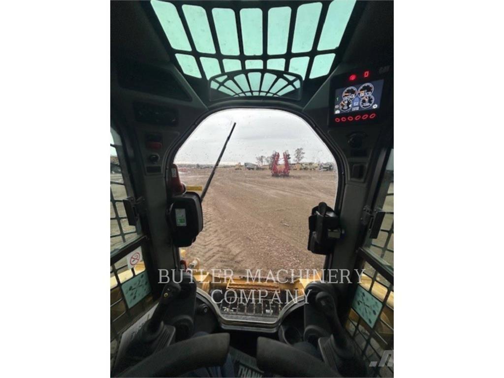 CAT 262D3 C3H3 Šmykom riadené nakladače