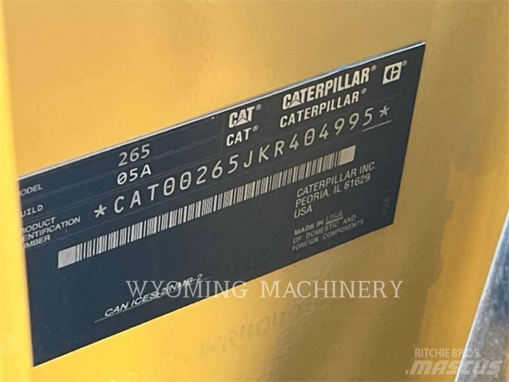 CAT 265 Šmykom riadené nakladače