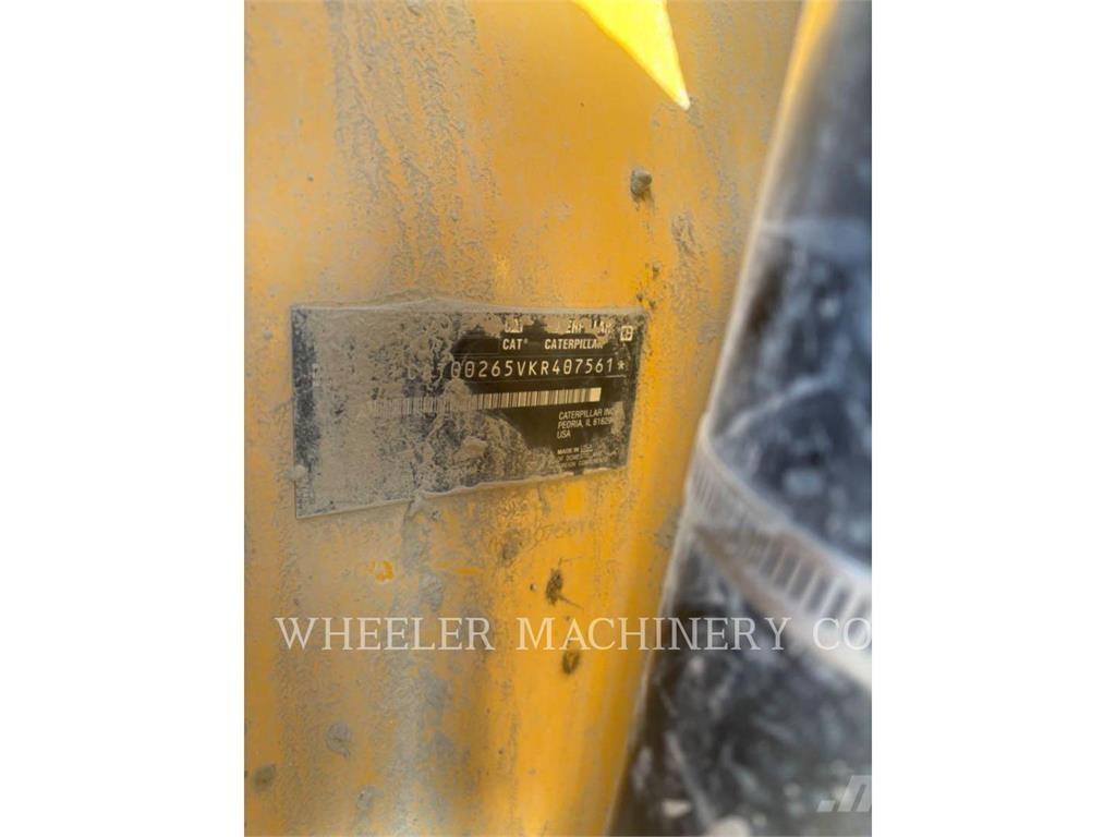 CAT 265 C3H2 Pásové nakladače