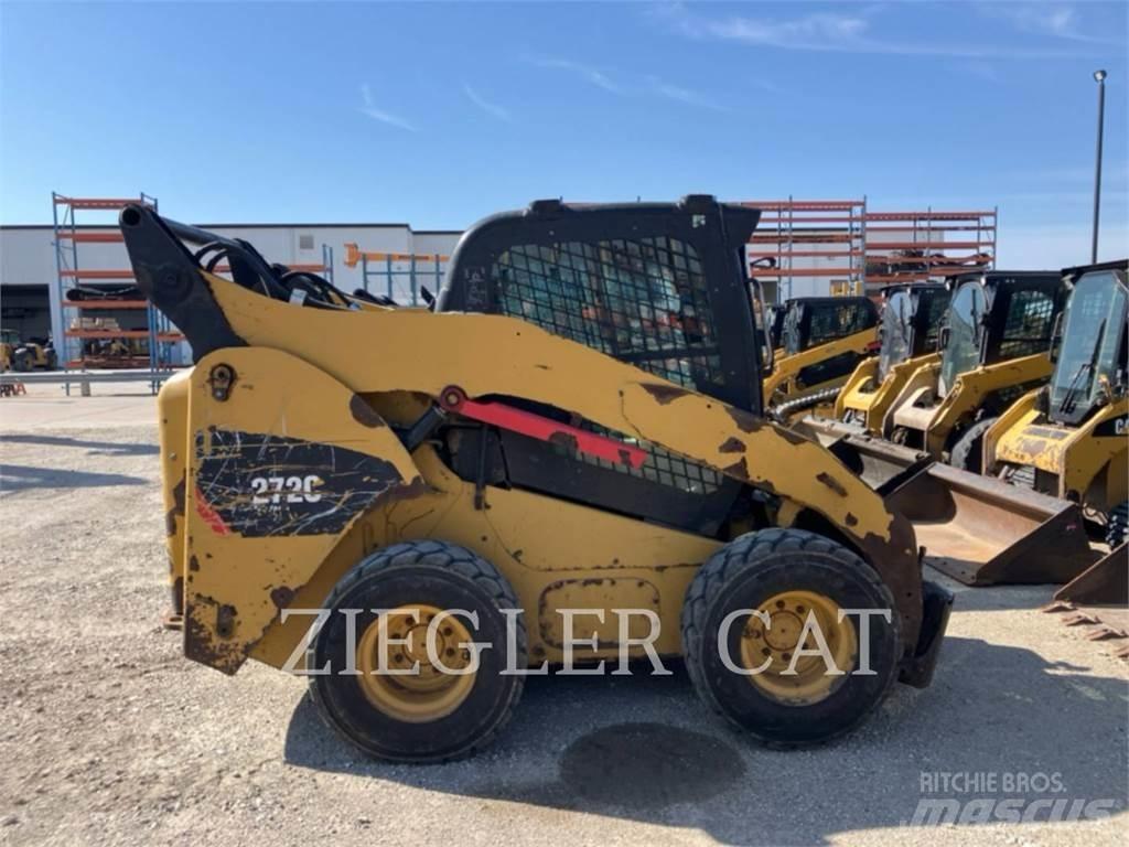 CAT 272C Šmykom riadené nakladače