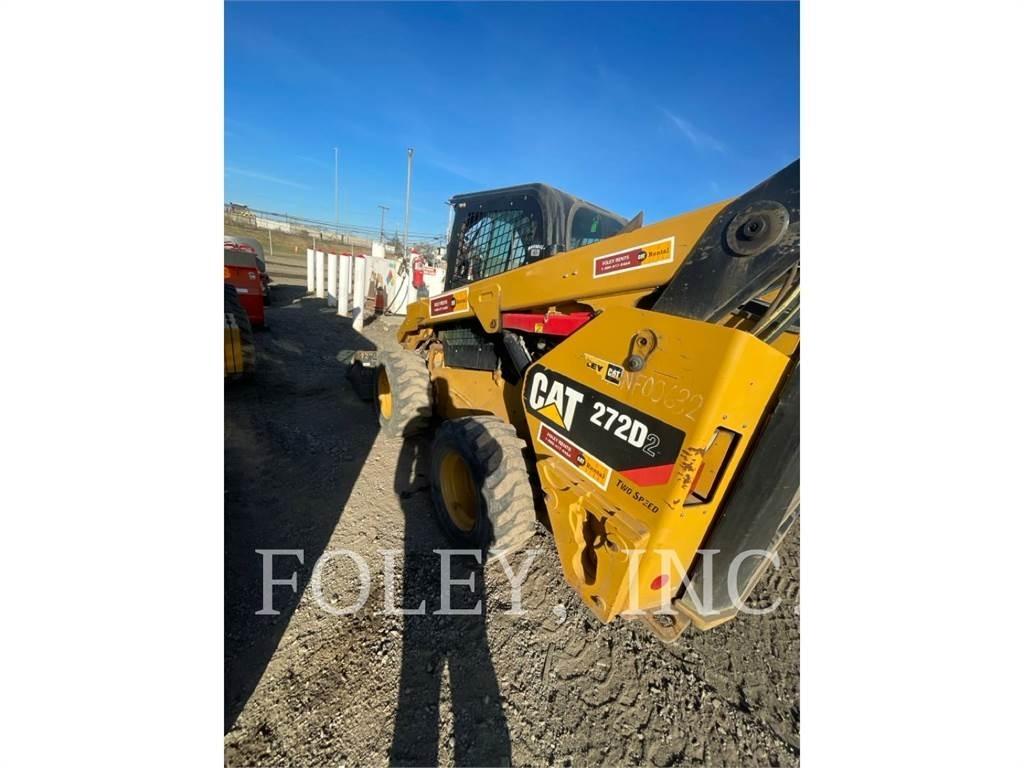 CAT 272D2 Šmykom riadené nakladače