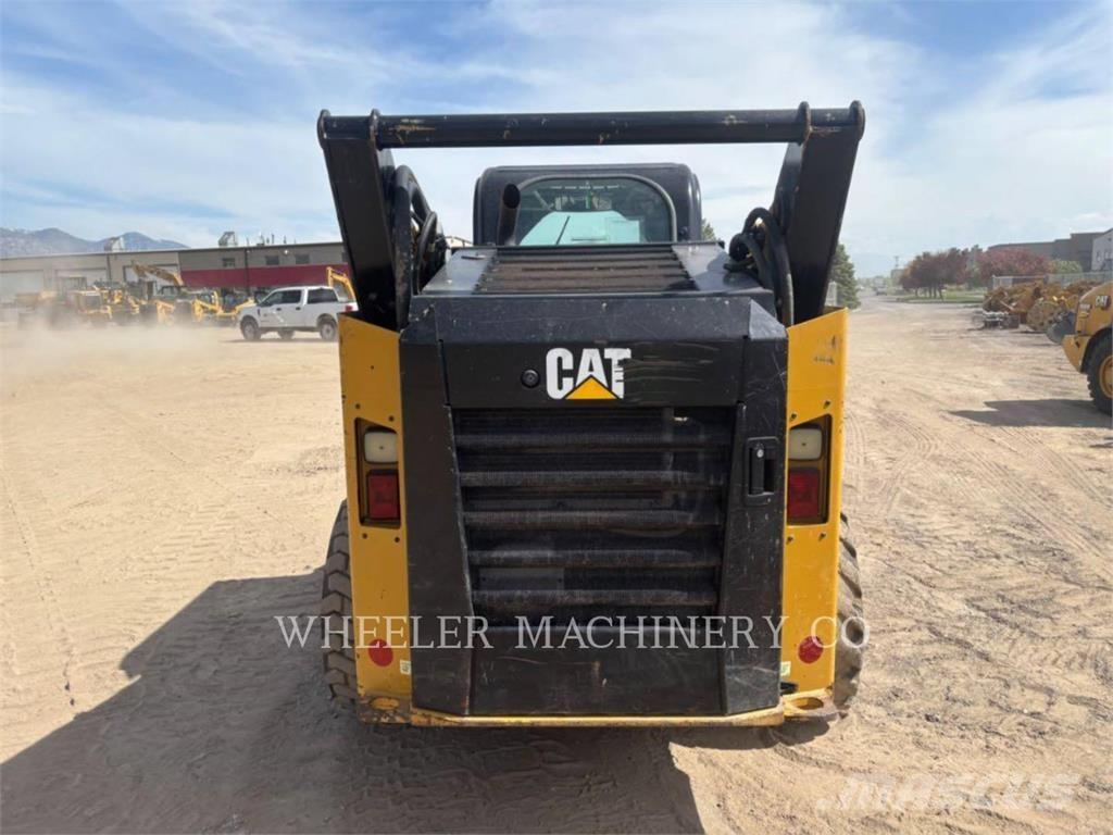 CAT 272D2C3XHP Šmykom riadené nakladače