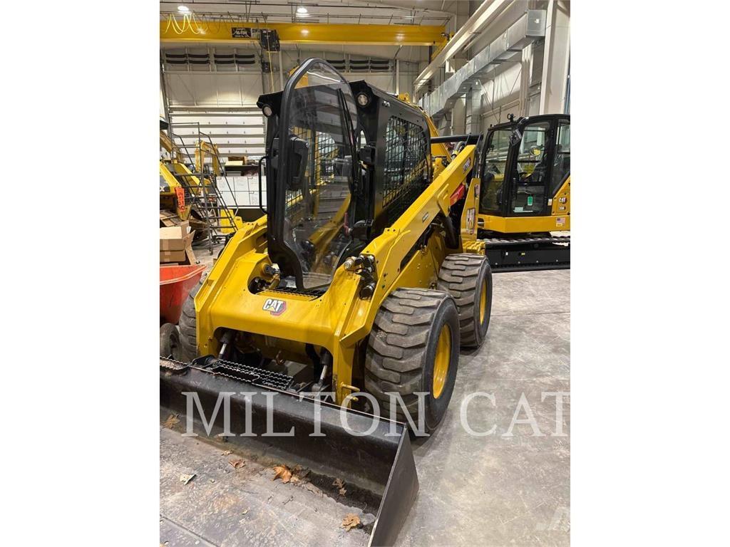 CAT 272D3 XHP Šmykom riadené nakladače