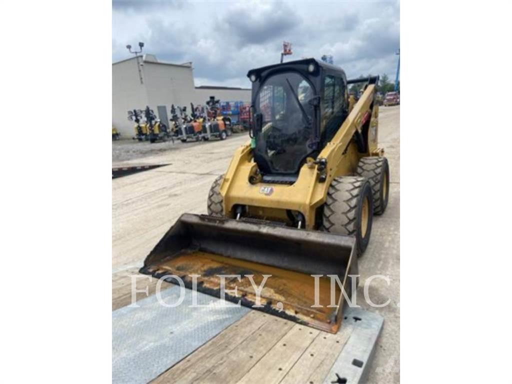 CAT 272D3XE Šmykom riadené nakladače