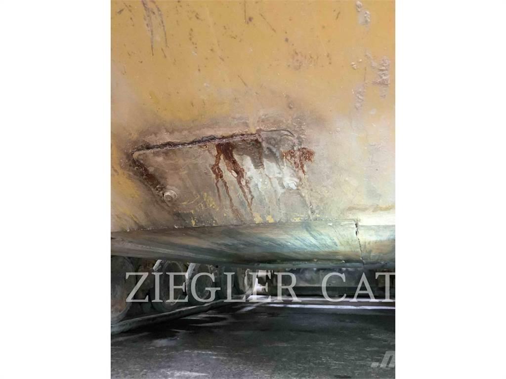 CAT 277C Pásové nakladače