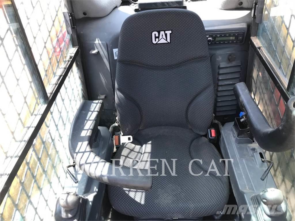 CAT 279D3 C3H2 Pásové nakladače