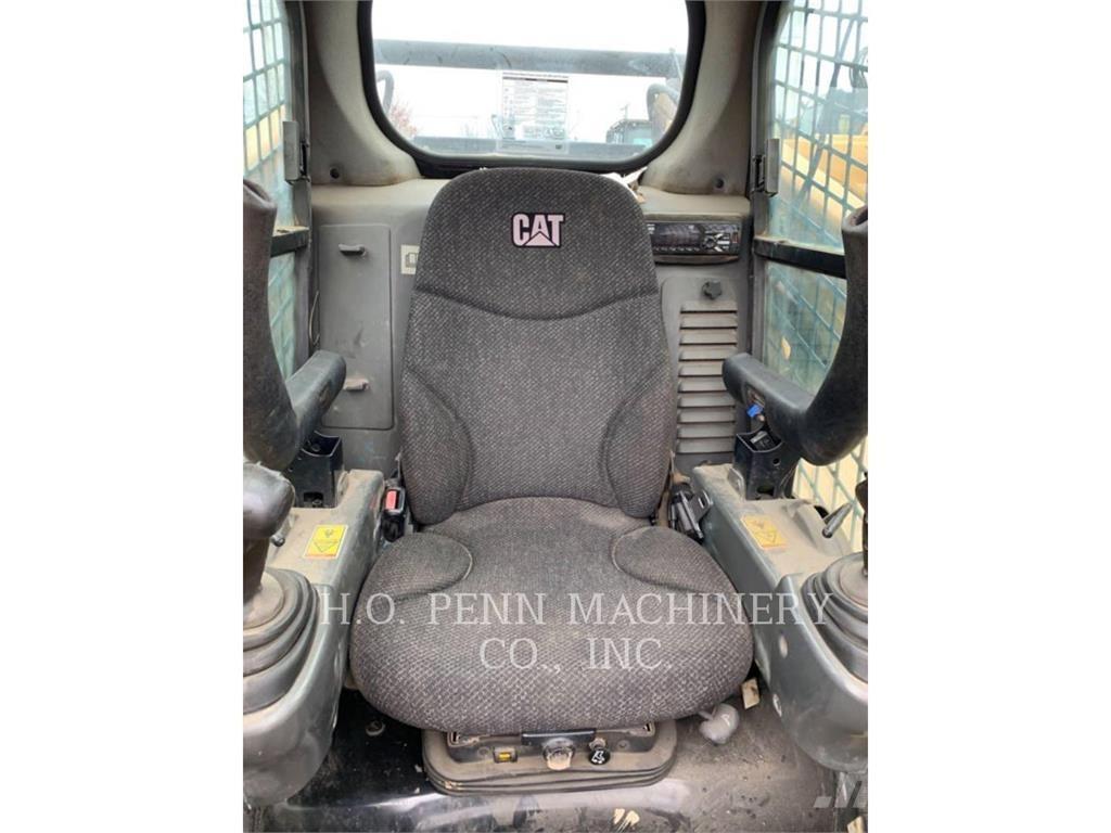 CAT 289D Pásové nakladače