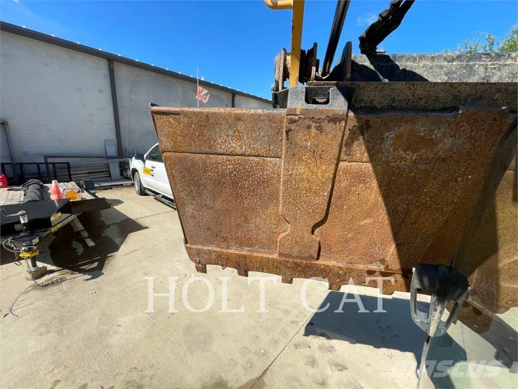 CAT 289D CAB Šmykom riadené nakladače