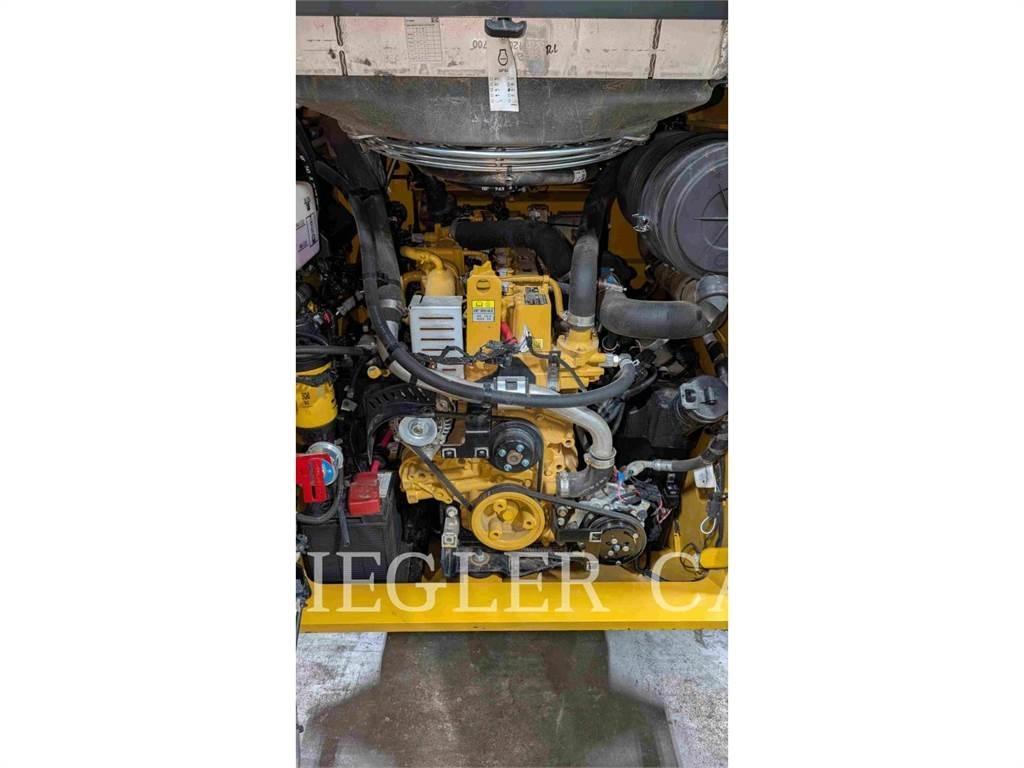 CAT 289D3 Pásové nakladače
