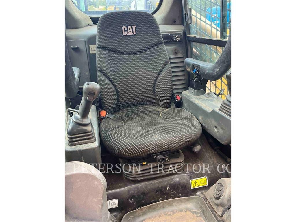 CAT 289D3 Šmykom riadené nakladače