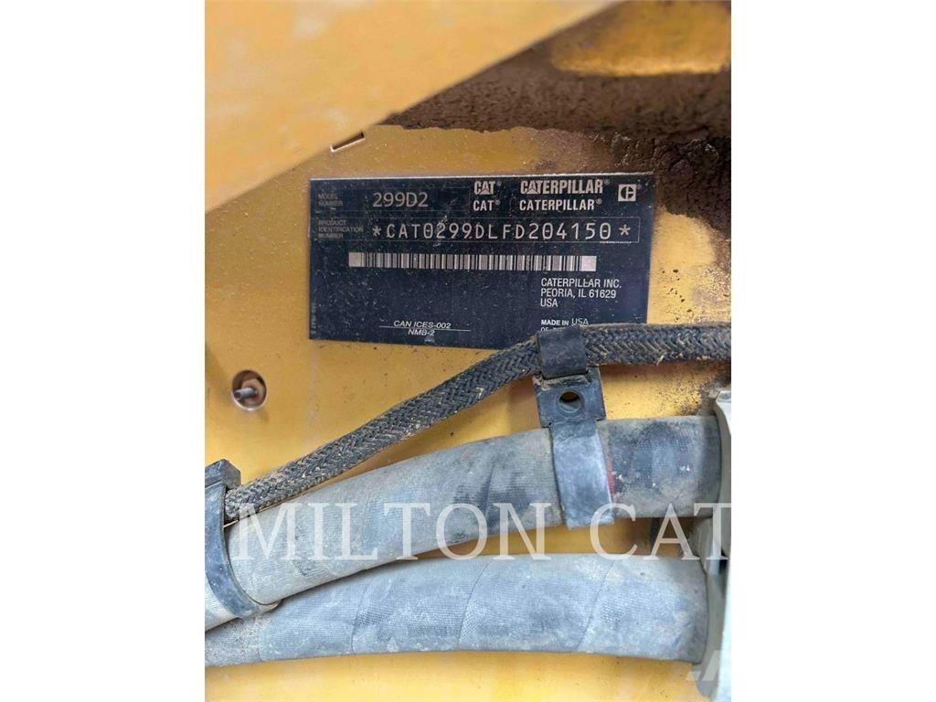 CAT 299D2 Pásové nakladače