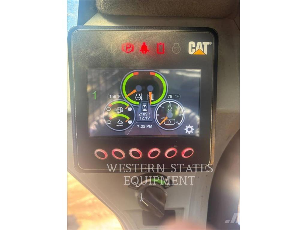 CAT 299D2 Šmykom riadené nakladače