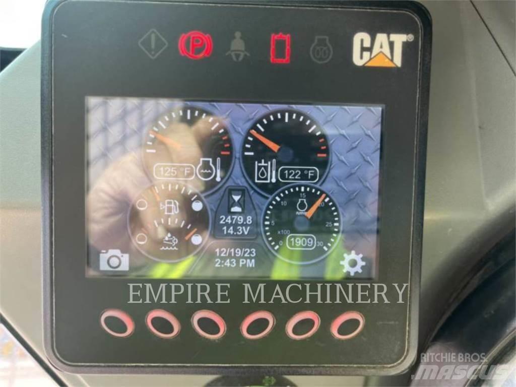 CAT 299D2 CA Šmykom riadené nakladače