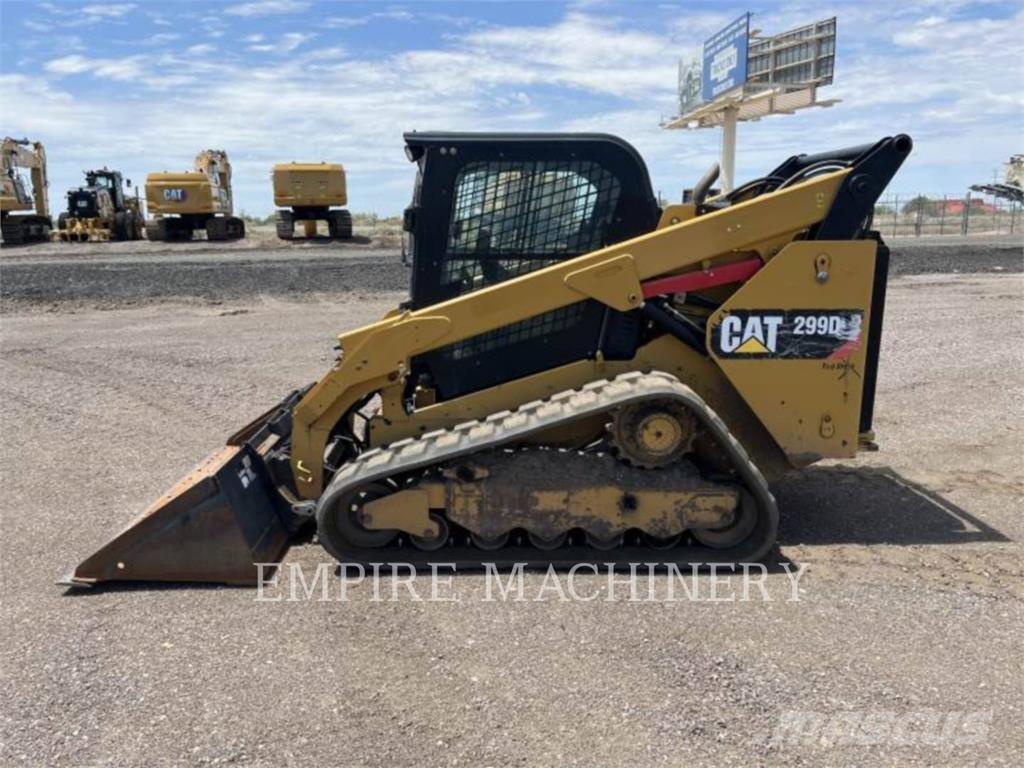 CAT 299D2 CA Šmykom riadené nakladače