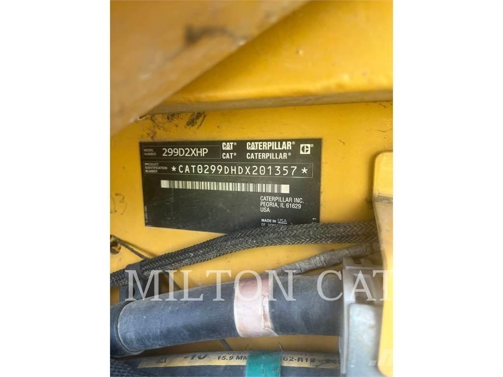 CAT 299D2 XHP Šmykom riadené nakladače
