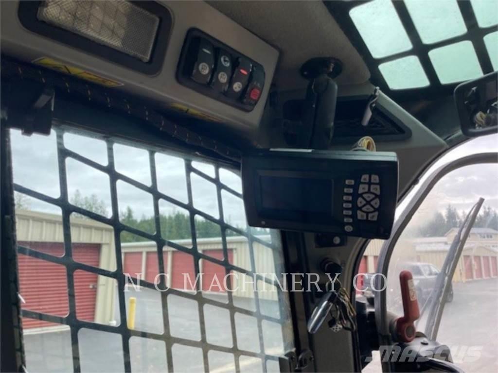 CAT 299D2 XHP Šmykom riadené nakladače