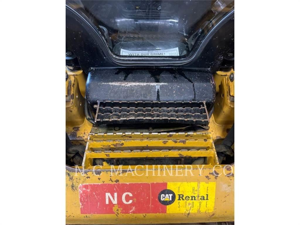 CAT 299D2 XHP Šmykom riadené nakladače