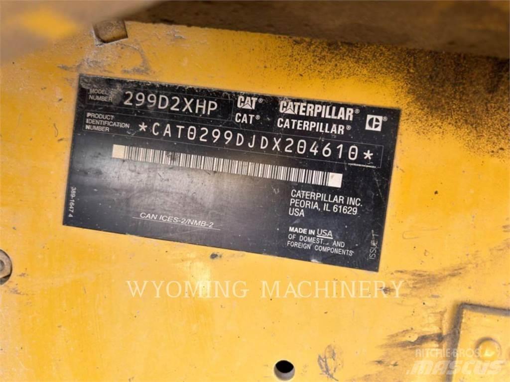 CAT 299D2XHP Šmykom riadené nakladače