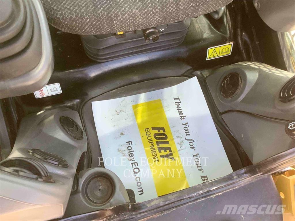 CAT 299D2XHP2C Šmykom riadené nakladače