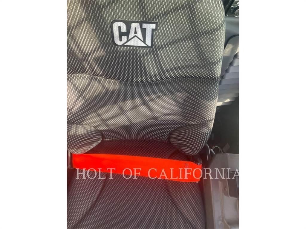 CAT 299D3 Šmykom riadené nakladače