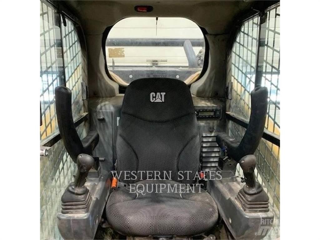 CAT 299D3 Šmykom riadené nakladače