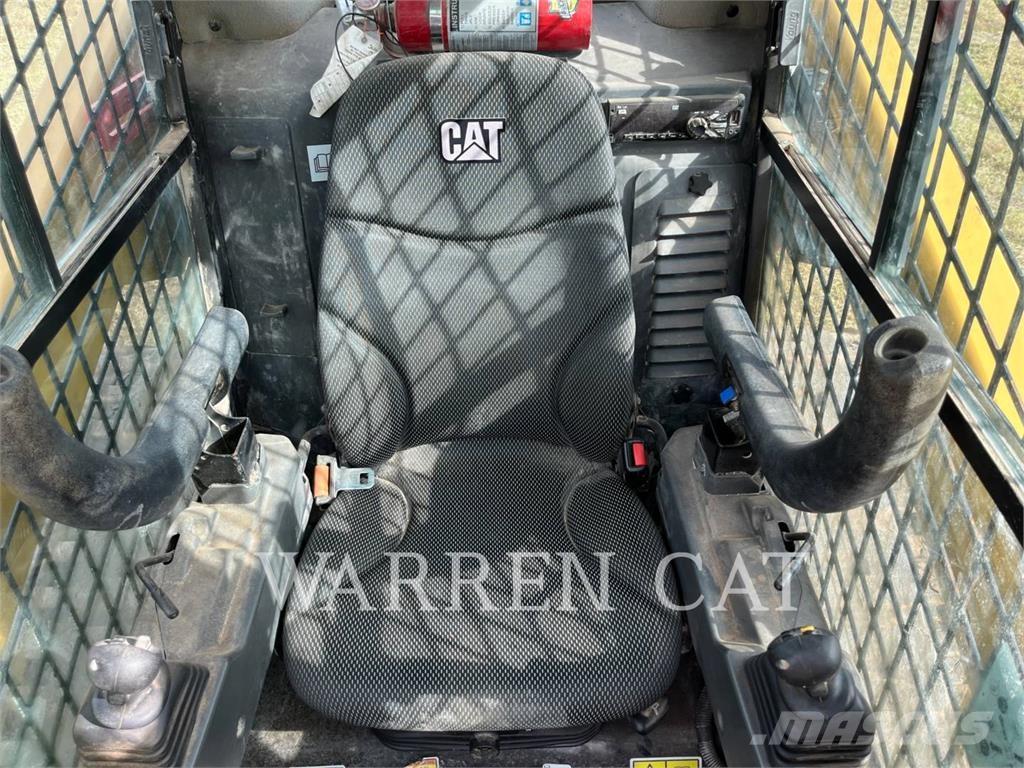 CAT 299D3 C3H2 Pásové nakladače