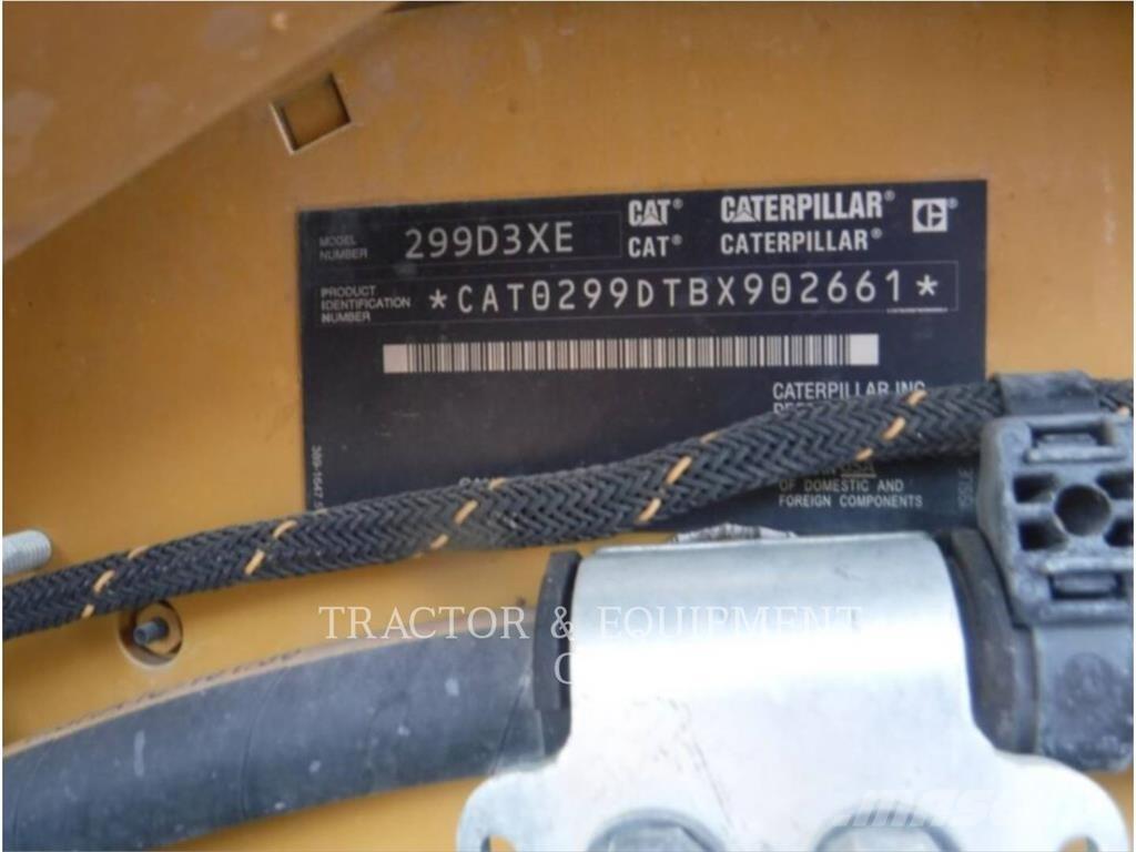 CAT 299D3 XE Šmykom riadené nakladače