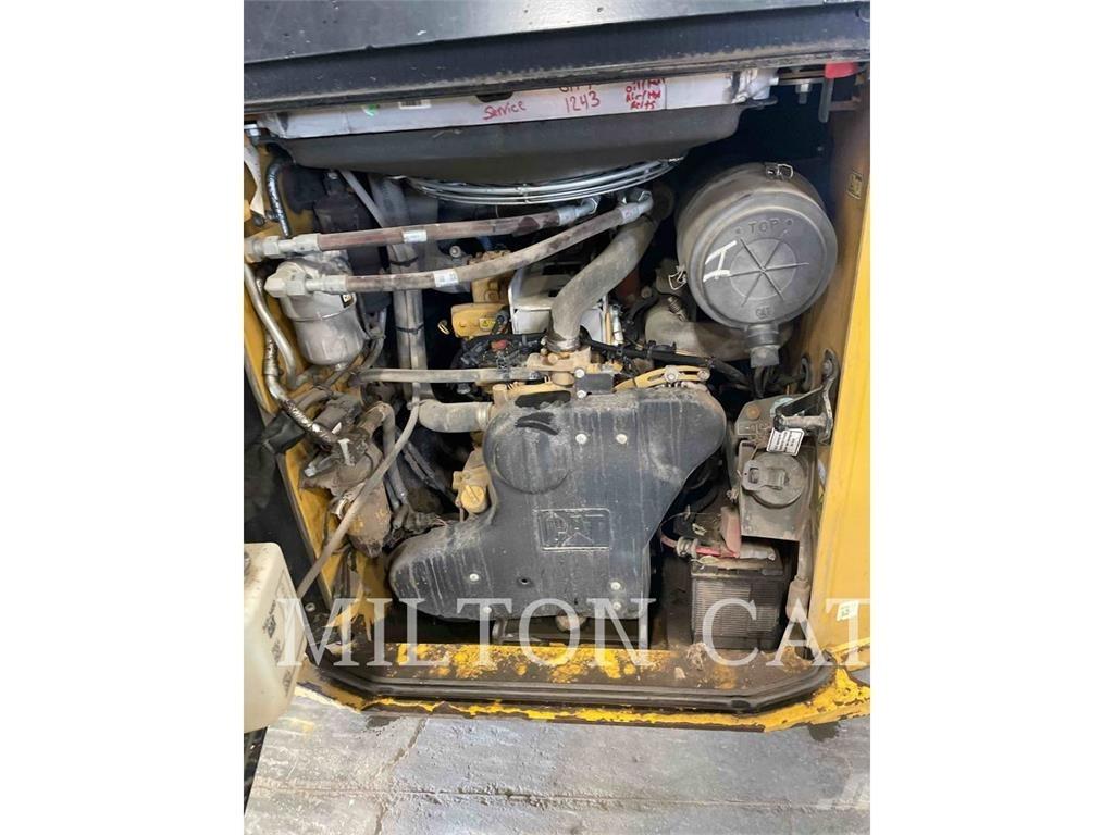 CAT 299D3 XHP Šmykom riadené nakladače