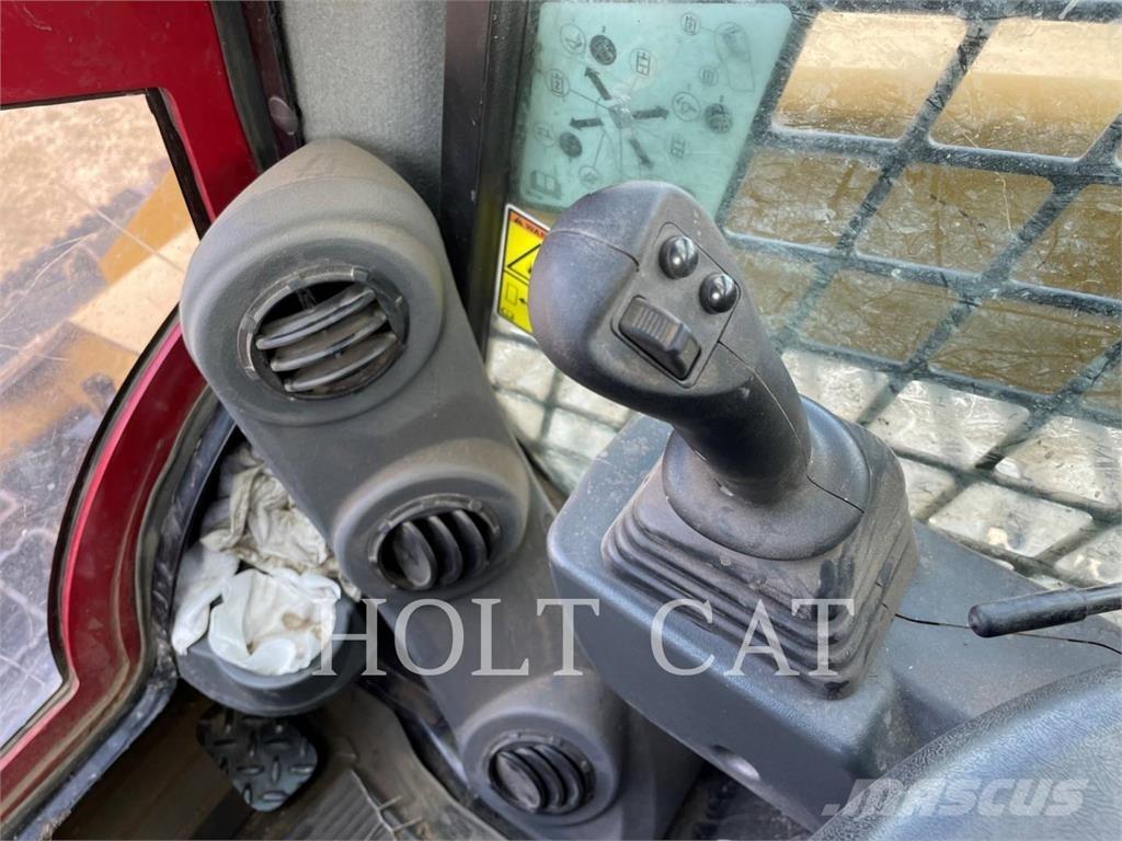 CAT 299D3XE Pásové nakladače