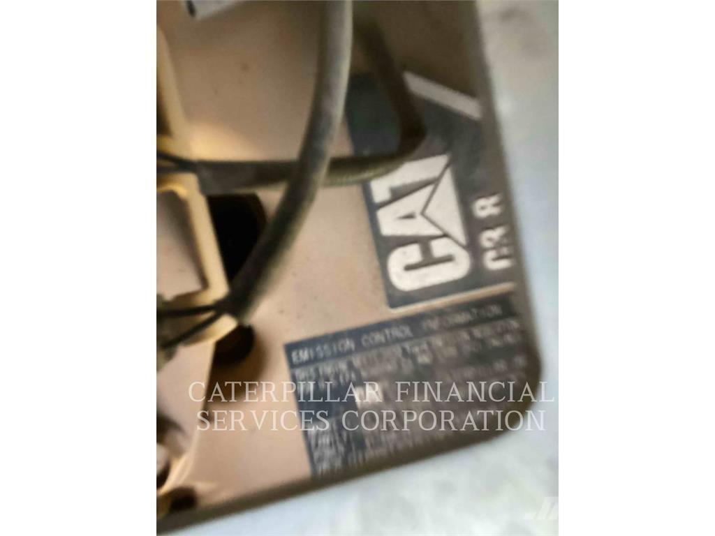 CAT 299D3XE Pásové nakladače