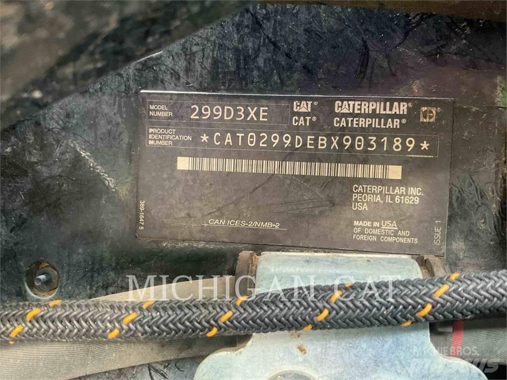 CAT 299D3XE D1AQBR Šmykom riadené nakladače