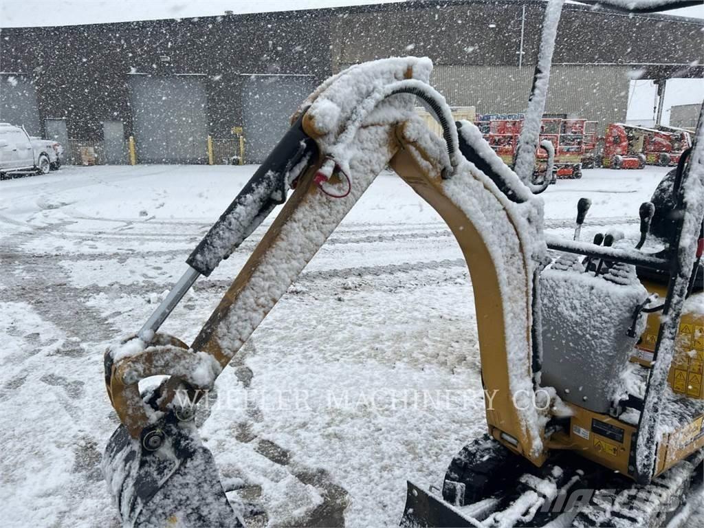 CAT 300.9D Pásové rýpadlá