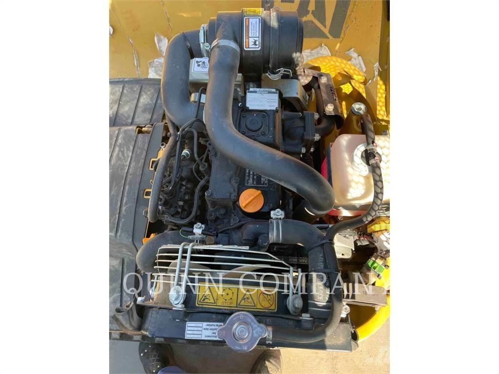 CAT 300.9D Pásové rýpadlá