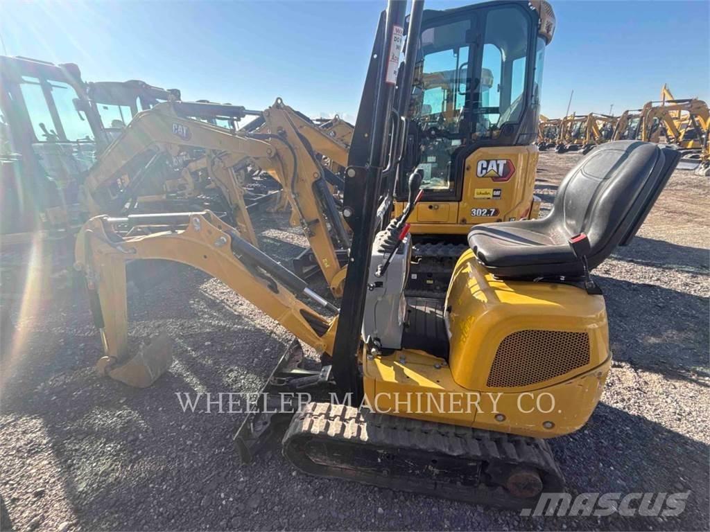 CAT 300.9D Pásové rýpadlá