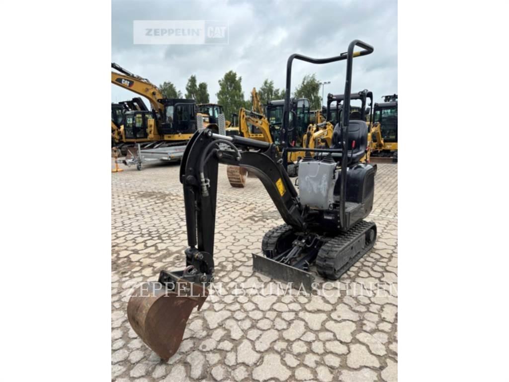 CAT 300.9D Pásové rýpadlá