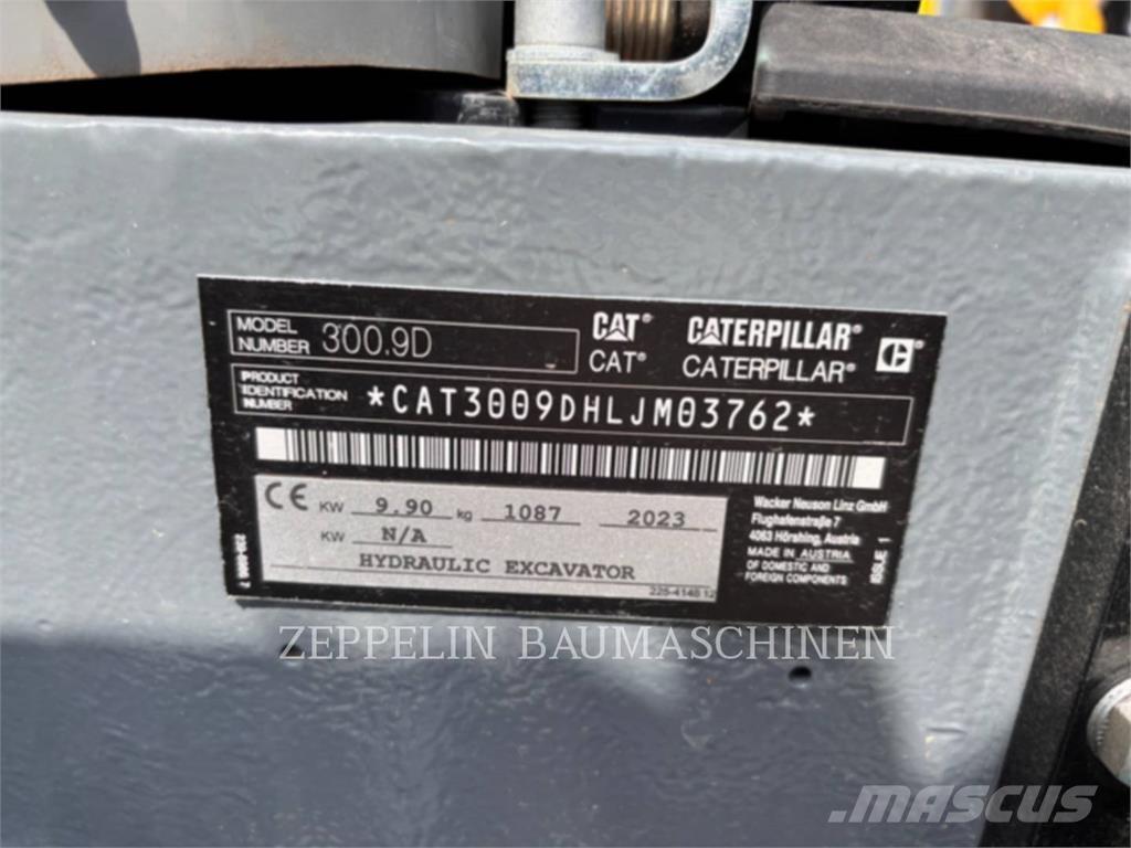 CAT 300.9D Pásové rýpadlá