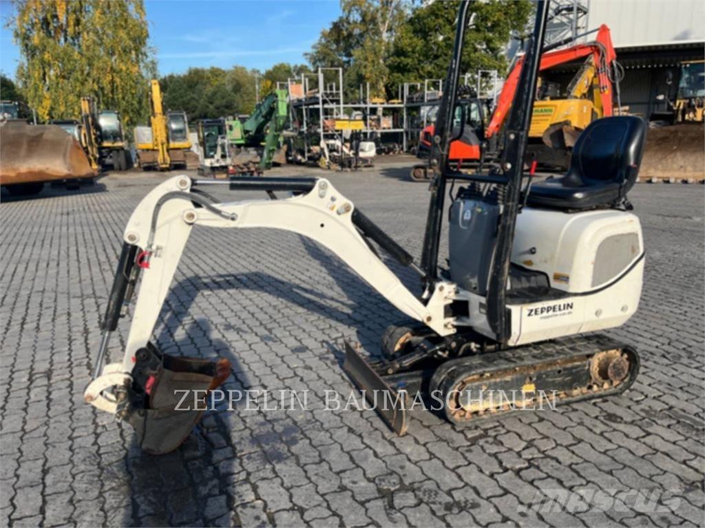 CAT 300.9D Pásové rýpadlá