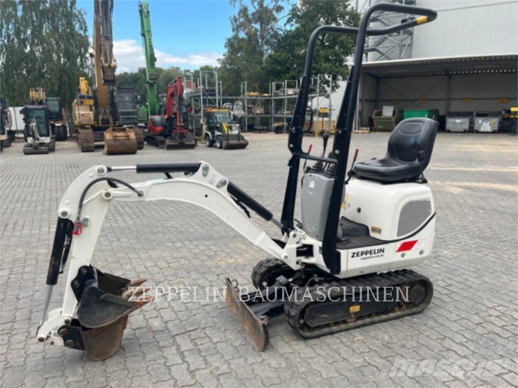 CAT 300.9D Pásové rýpadlá