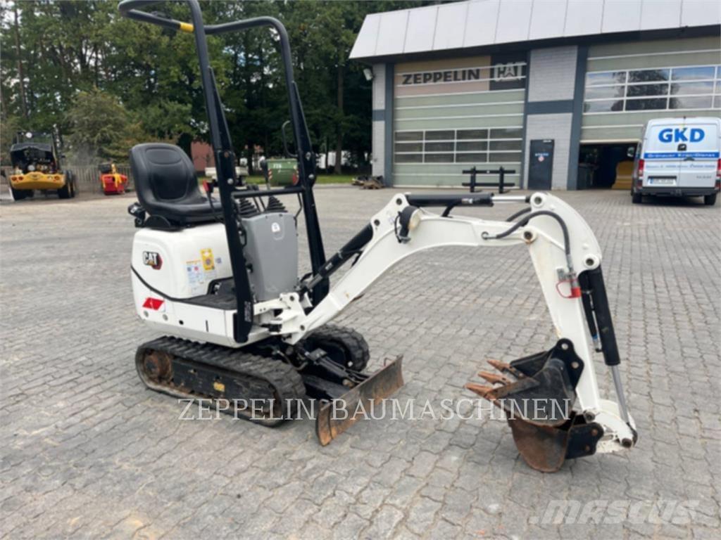 CAT 300.9D Pásové rýpadlá