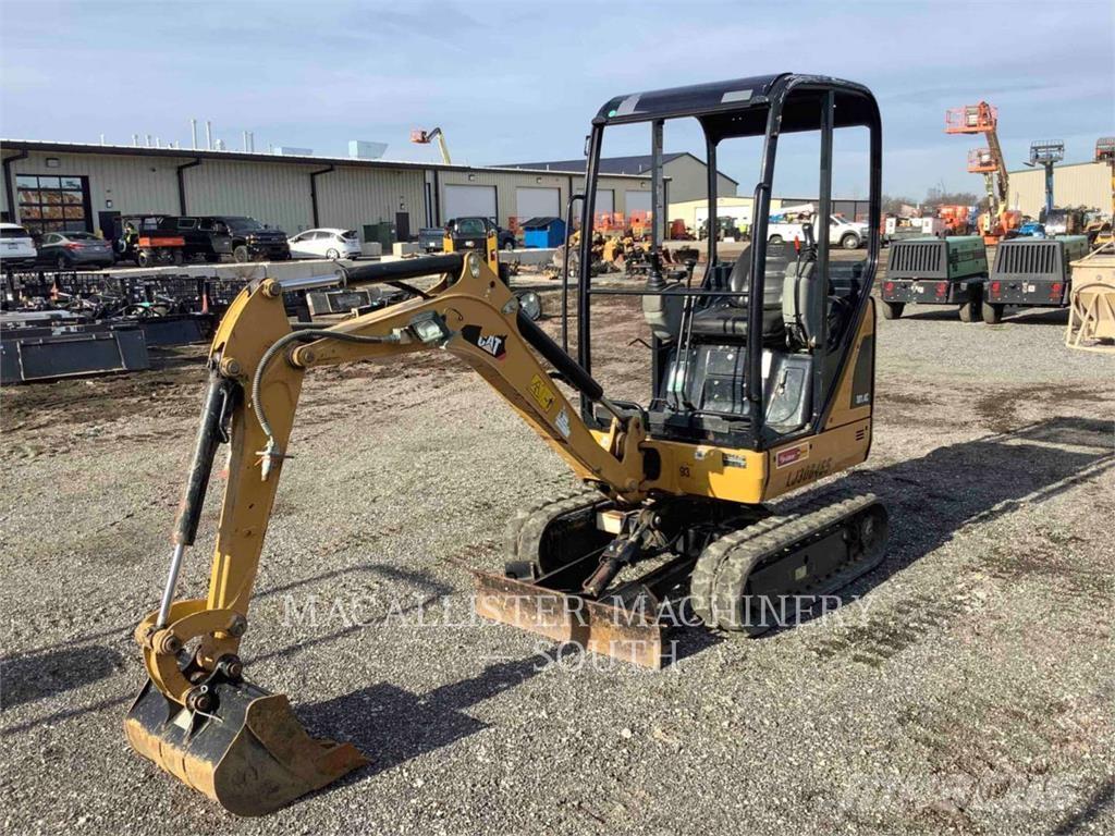CAT 301.4C Pásové rýpadlá